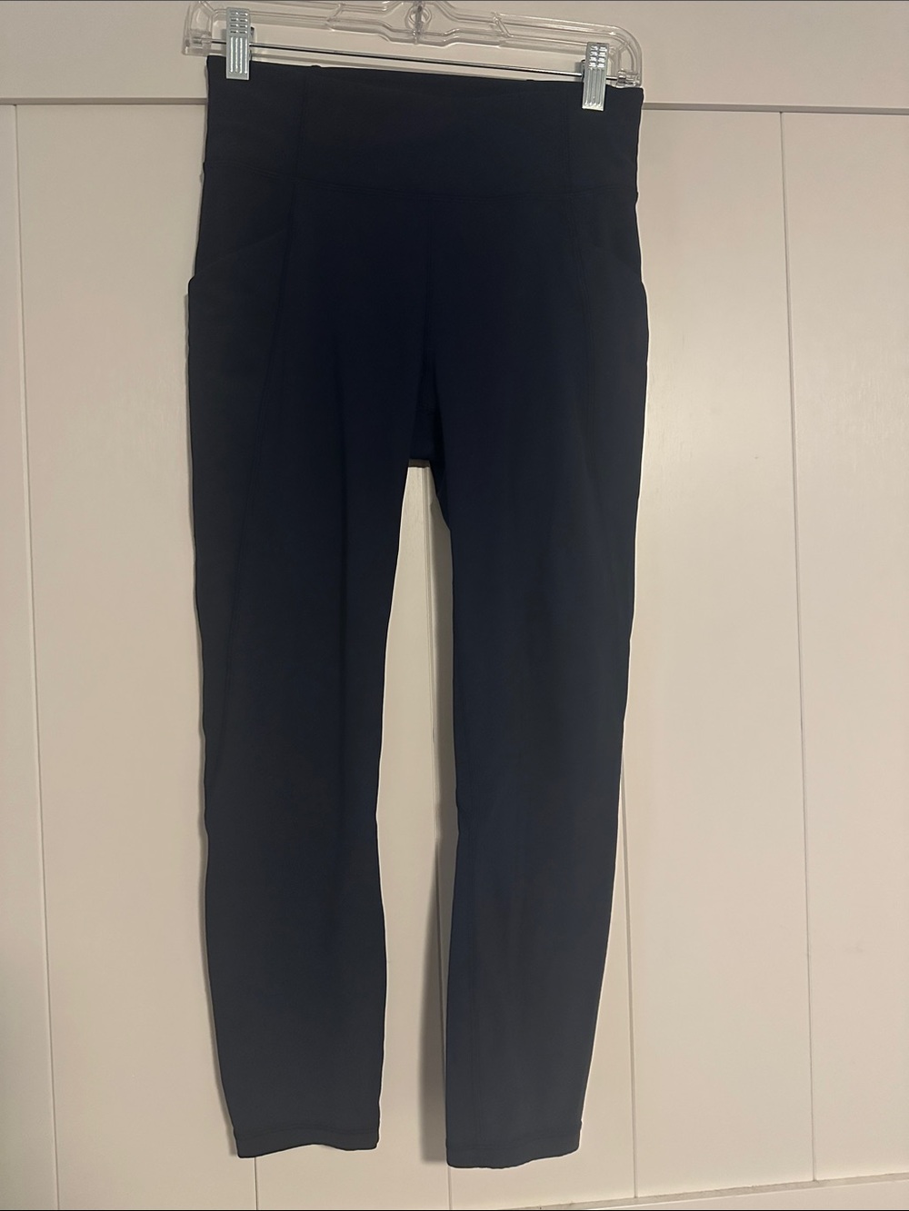 lululemon athletica Navy Capri Length Active Leggings